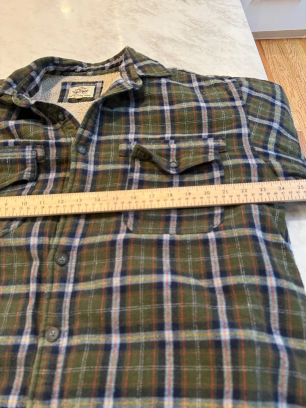 Levi’s Sherpa Lined Flannel Jacket XL Green Plaid Workwear Y2K Vintage Style - Picture 8 of 9